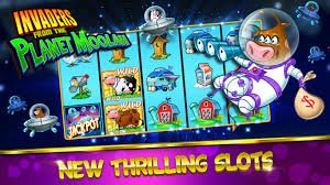 Filipino player aiming cannon at high-value fish targets on jiliwin mobile